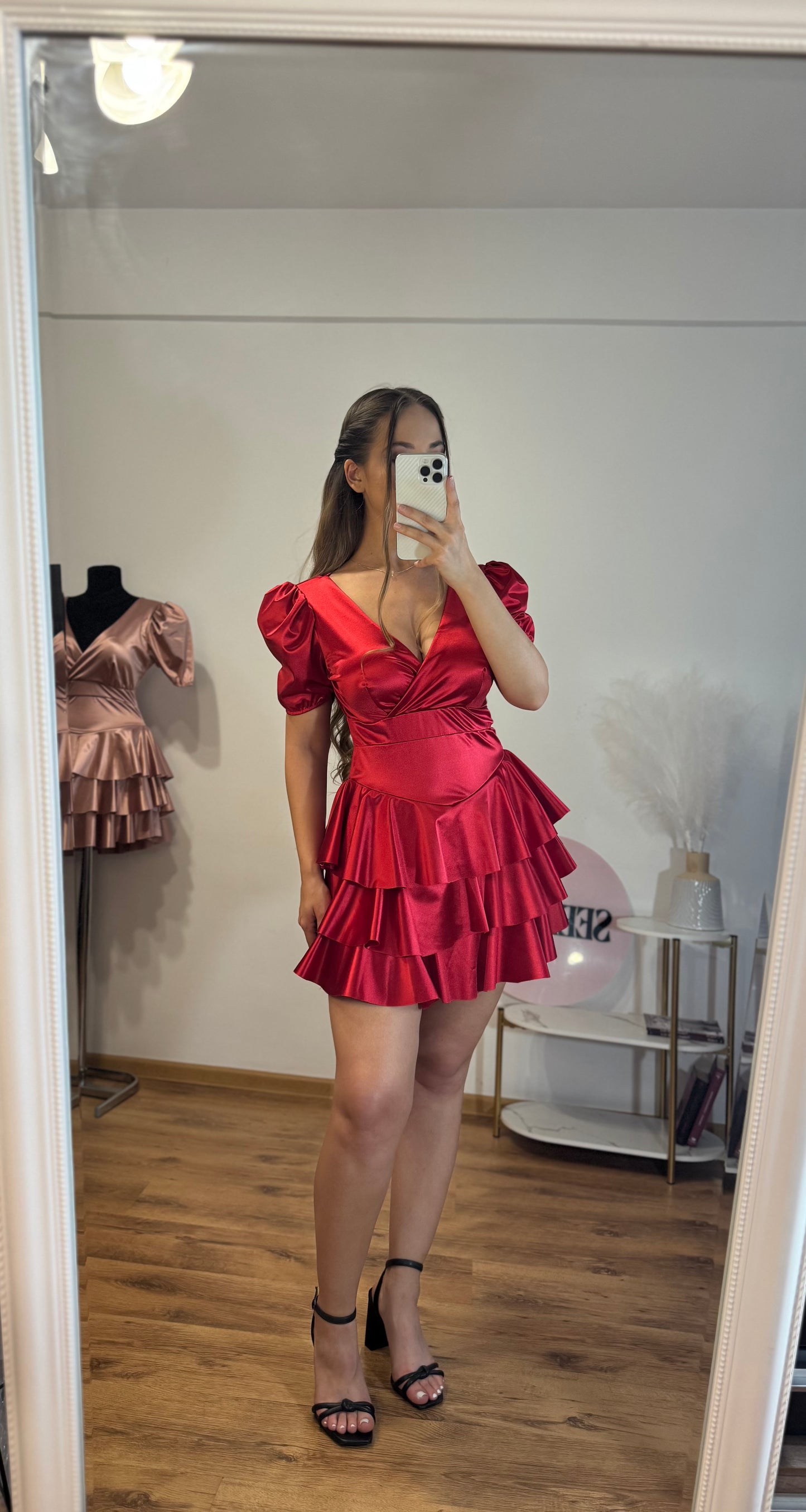 ROCHIE SOFIA RED