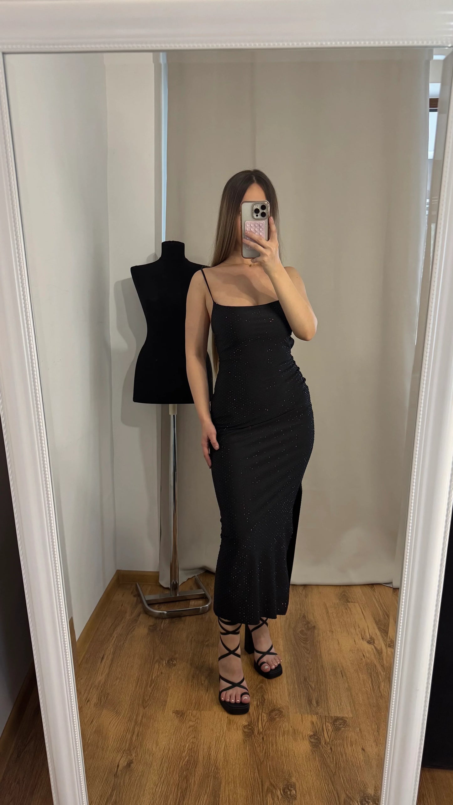 ROCHIE LANA FULL BLACK