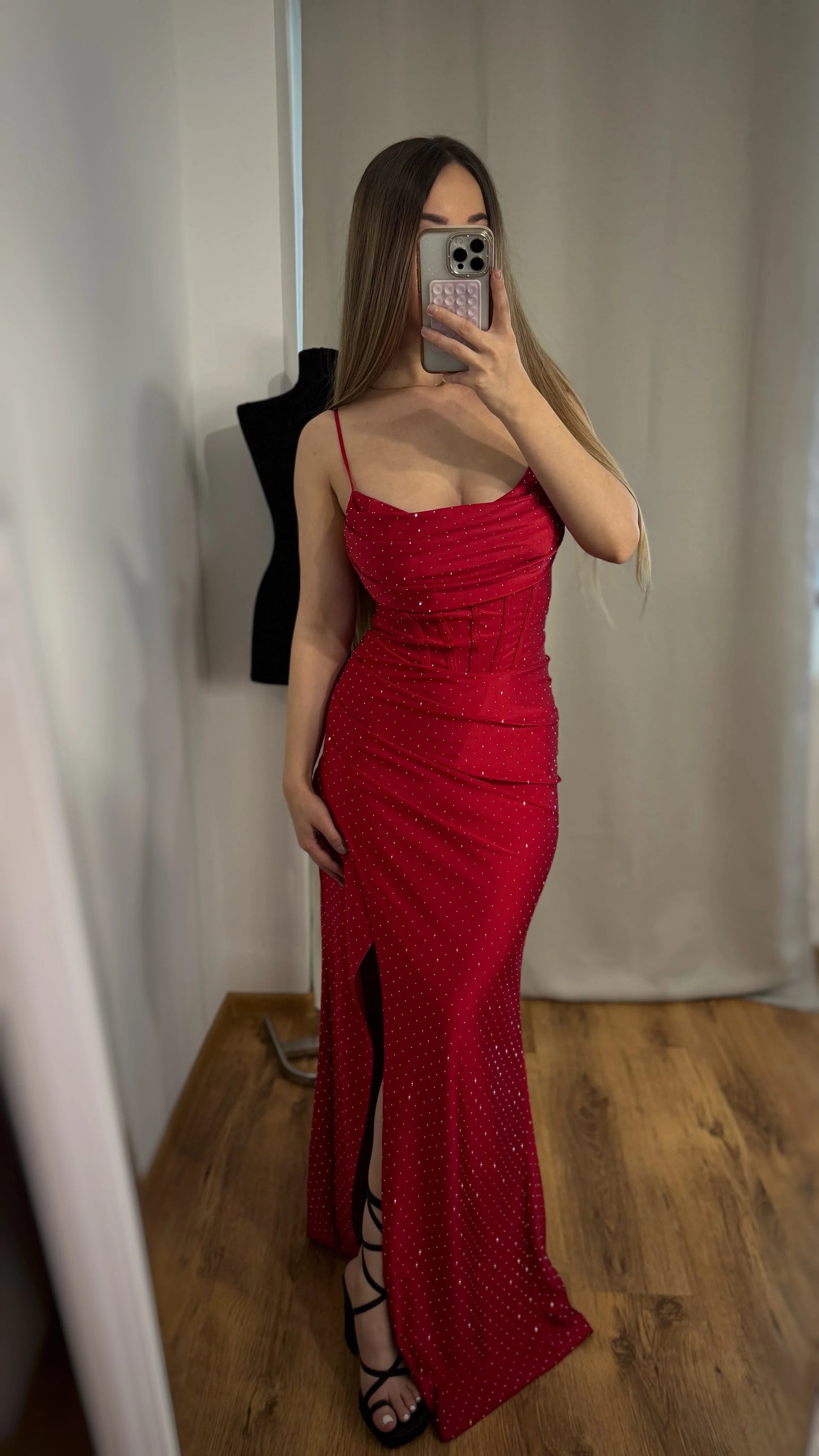 ROCHIE BELLA RED