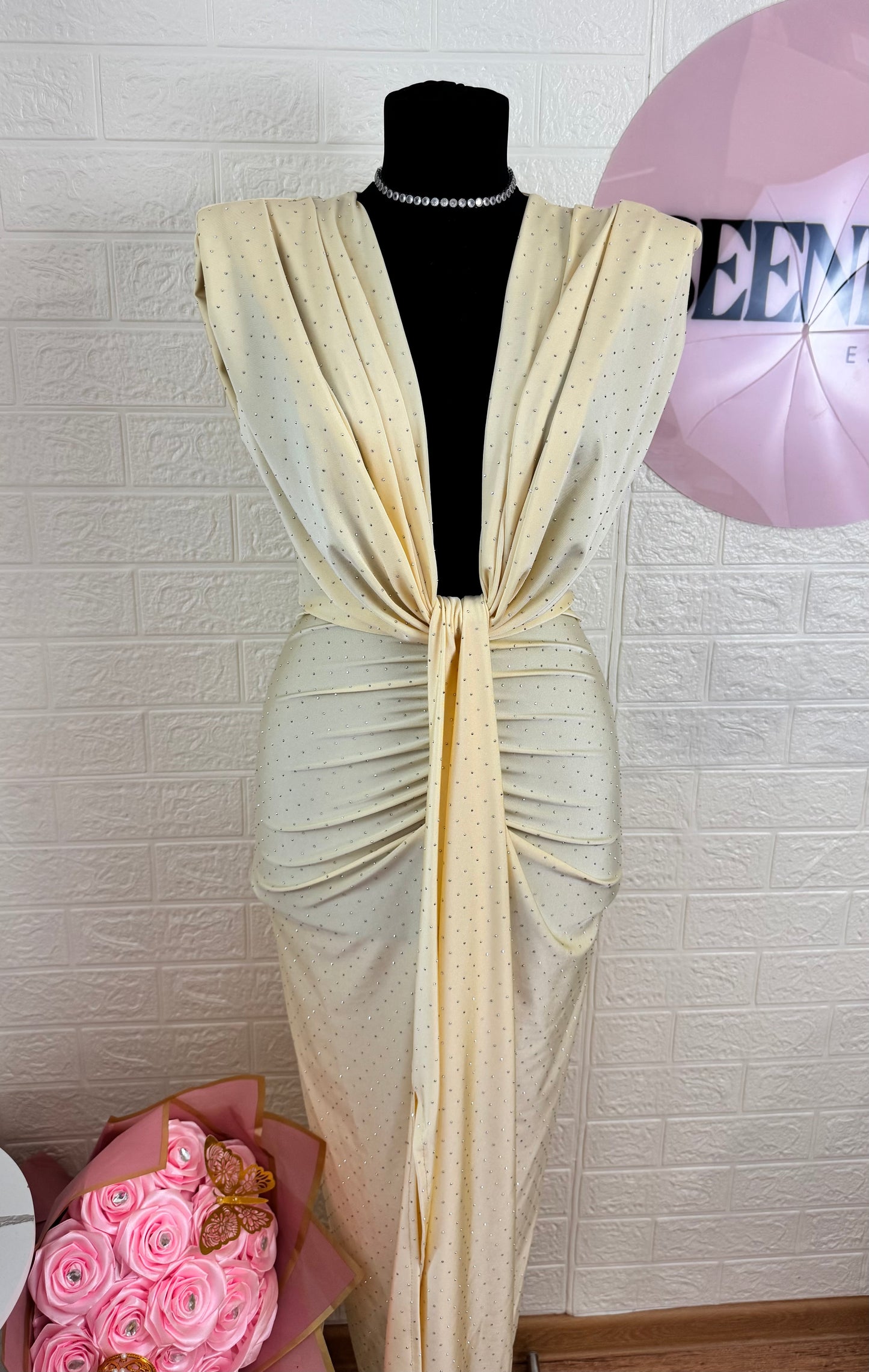ROCHIE ATENA YELLOW