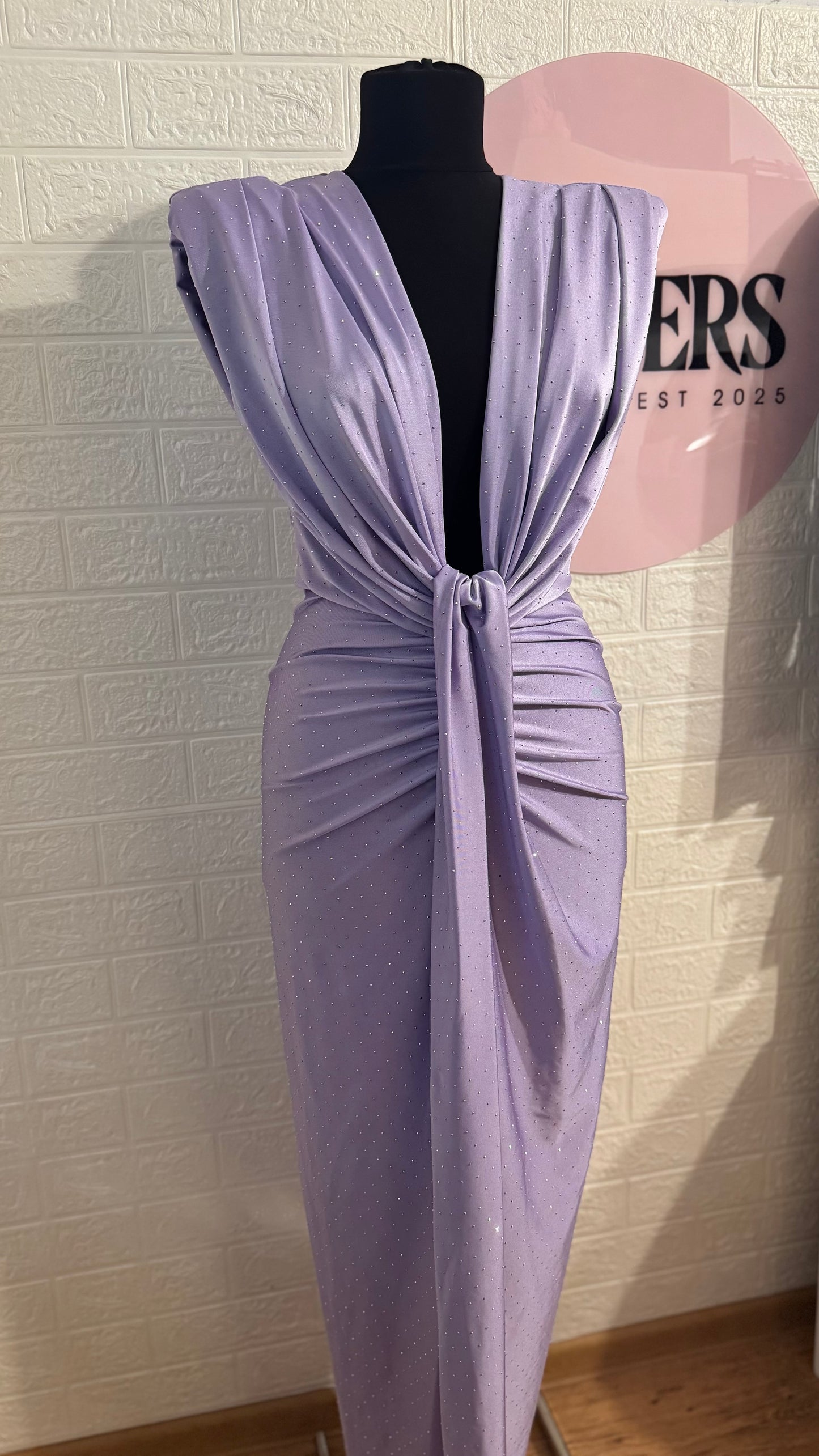 ROCHIE ATENA LILA