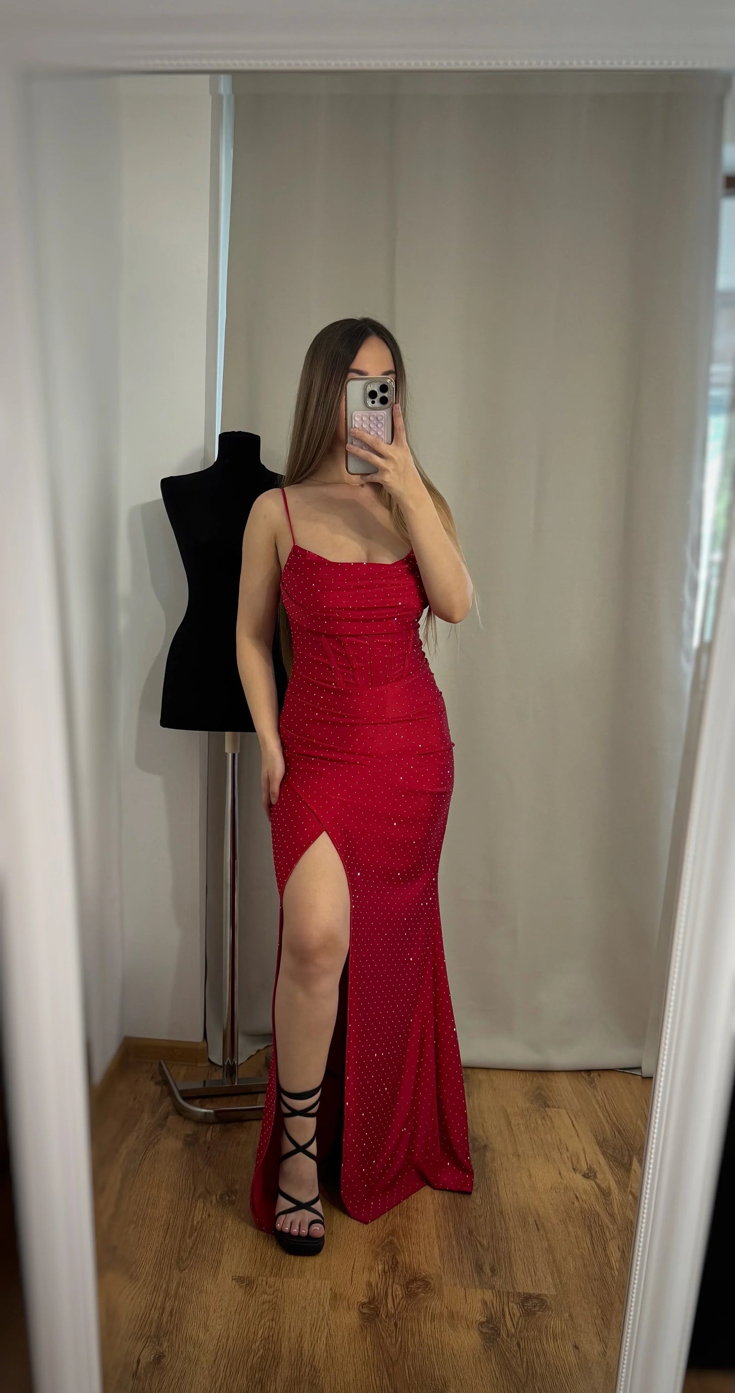 ROCHIE BELLA RED