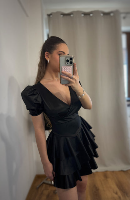 ROCHIE SOFIA-NEGRU